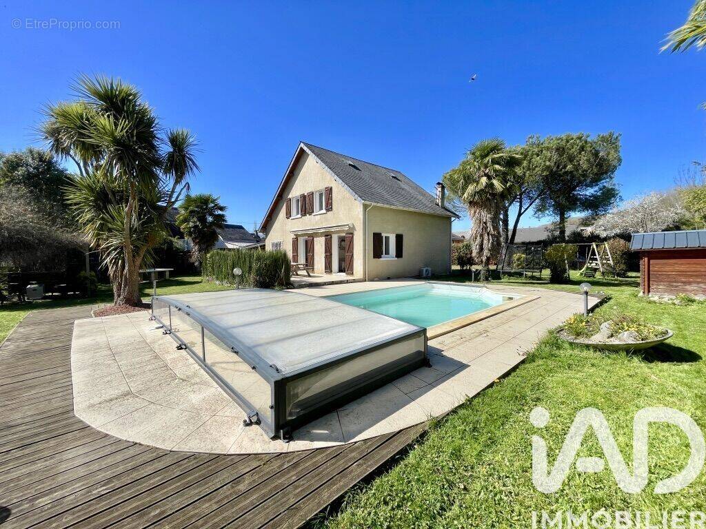 Photo 1 - Maison à JUILLAN