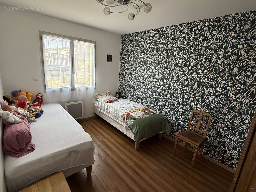 Maison à MORNAC-SUR-SEUDRE