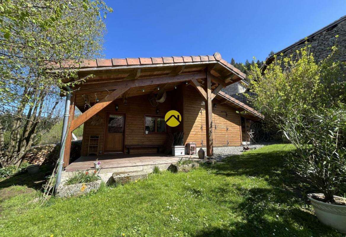 Maison à SAINT-REMY-SUR-DUROLLE