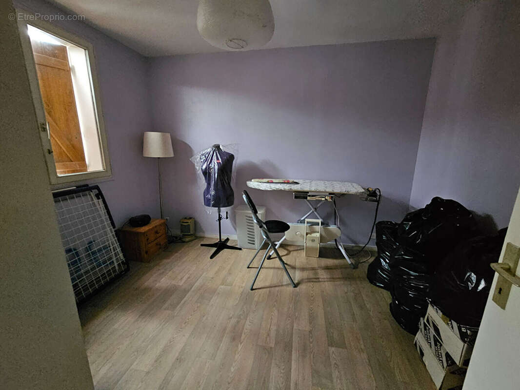 Maison à VOISINS-LE-BRETONNEUX