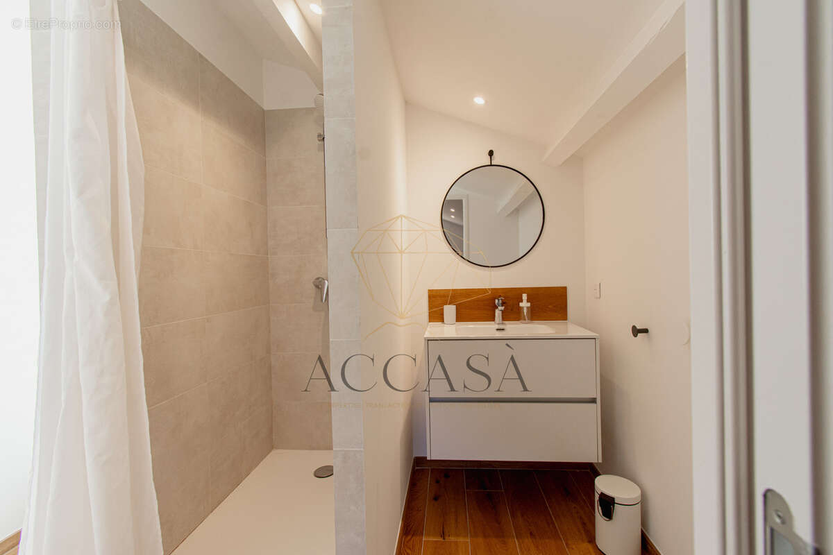 Maison à PORTO-VECCHIO