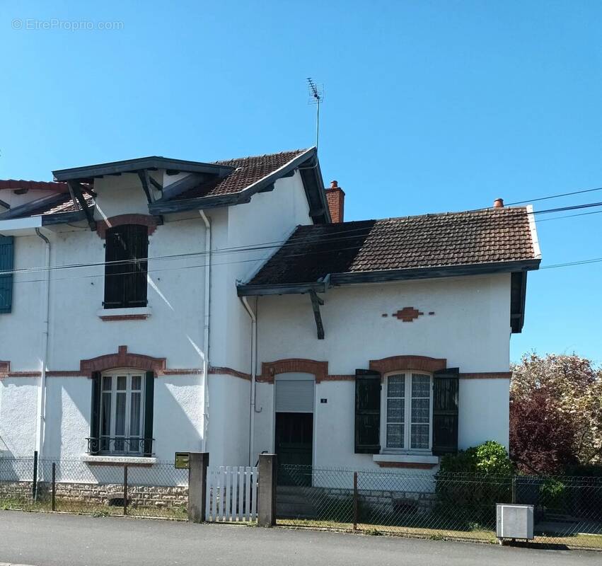 Maison à MONTCEAU-LES-MINES