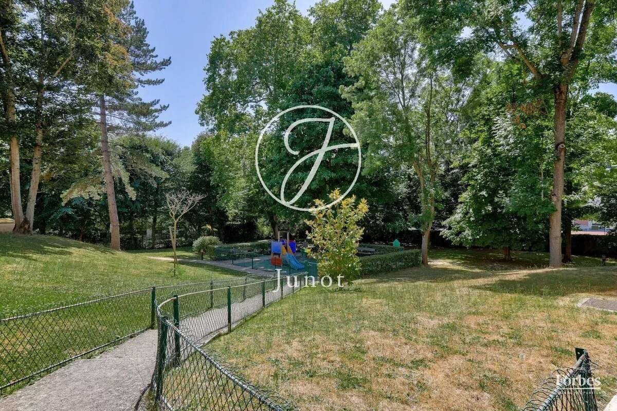 Appartement à VERSAILLES