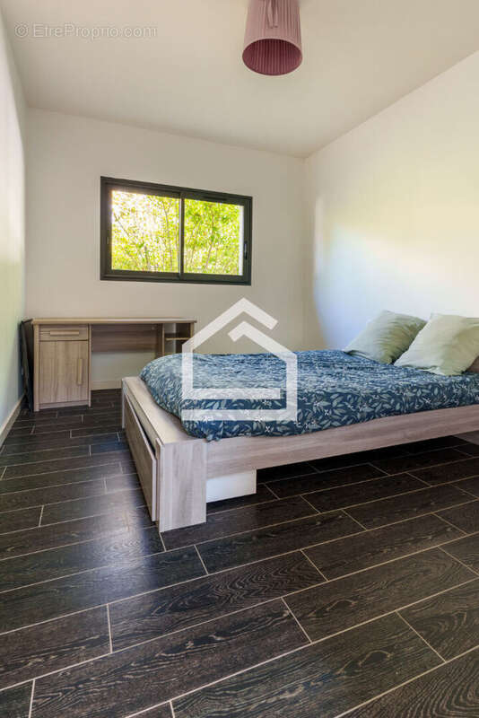 Maison à BLANQUEFORT