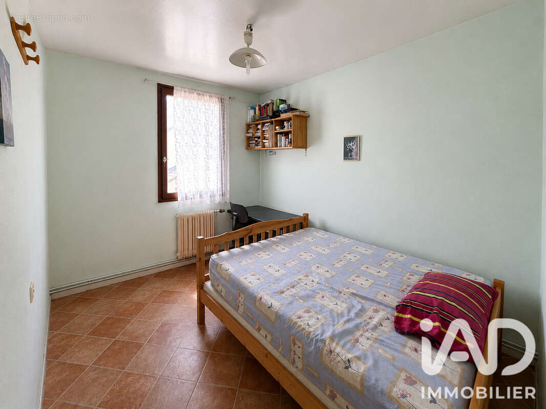 Maison 75 m² à Goussainville  - photo 9