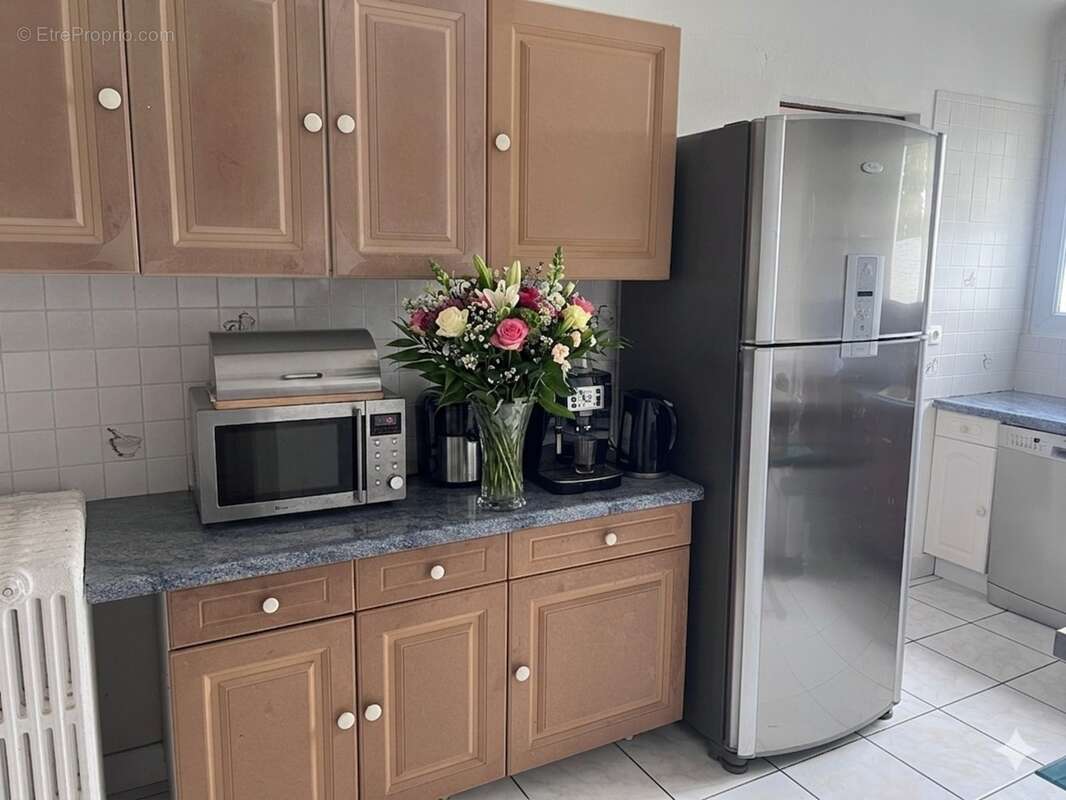 Maison à vendre 6 pièces SAINTES (17) et un appartement - photo 5