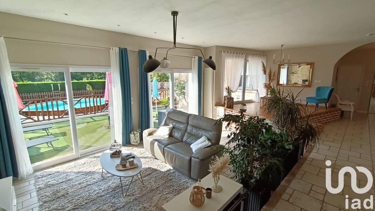 Photo 1 - Maison à VANDRIMARE