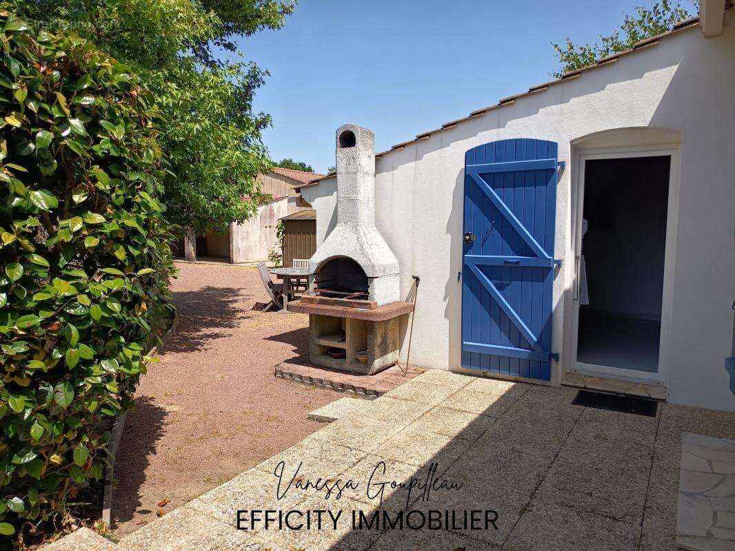 Maison à SAINT-HILAIRE-LA-FORET