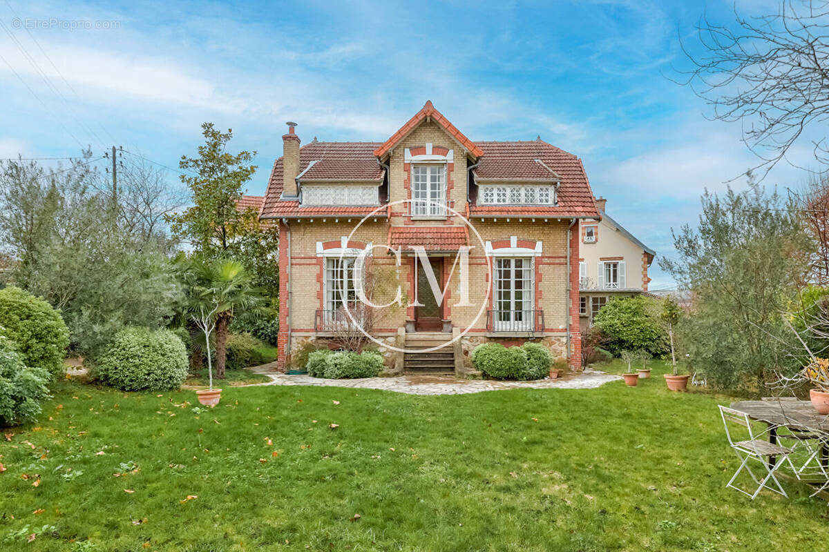 Maison à LE CHESNAY