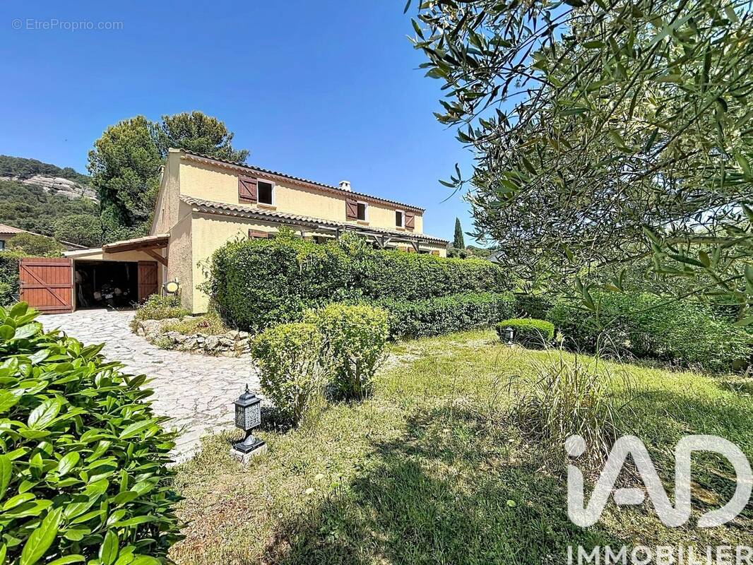 Photo 1 - Maison à LAMANON