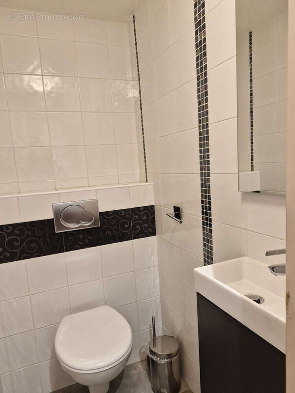 Appartement 64 m² à Annecy  - photo 9