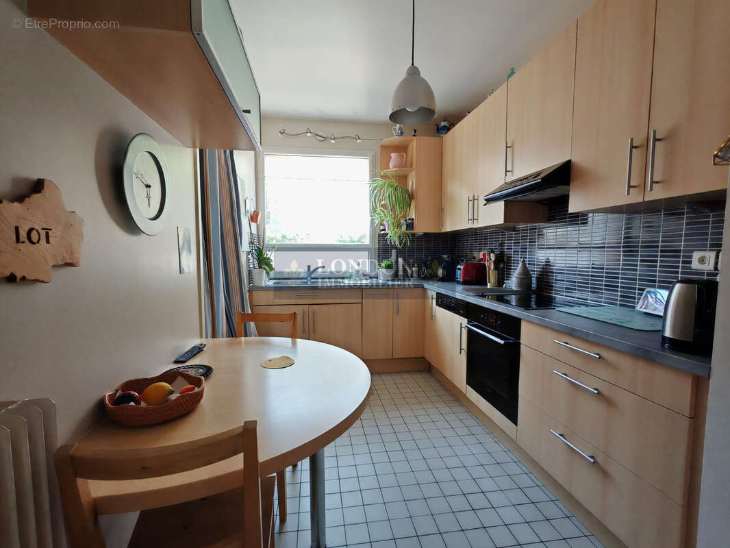 Appartement à VERSAILLES