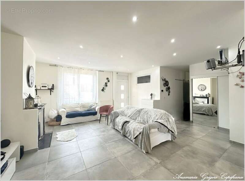 Maison à COURVILLE-SUR-EURE