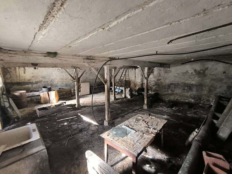 Maison à GOUTTIERES