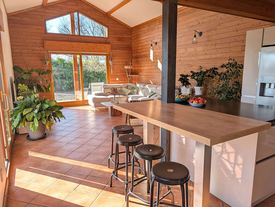 Maison à BOURGOIN-JALLIEU