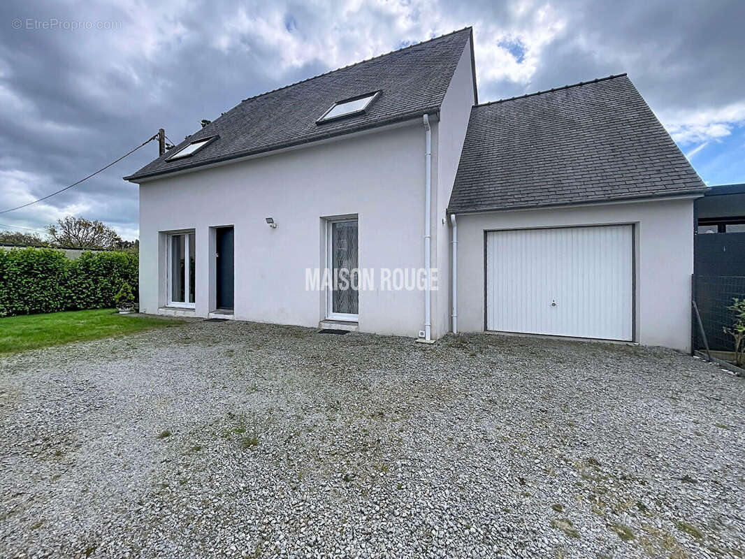 Maison à LE TOUR-DU-PARC