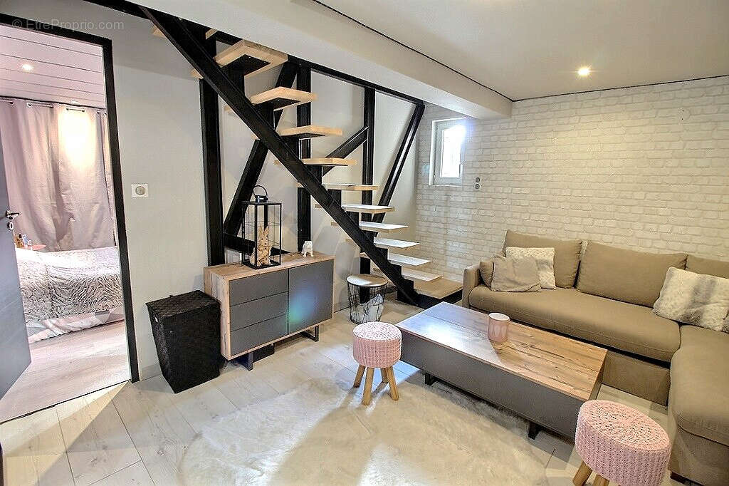 Maison à MALAUCENE