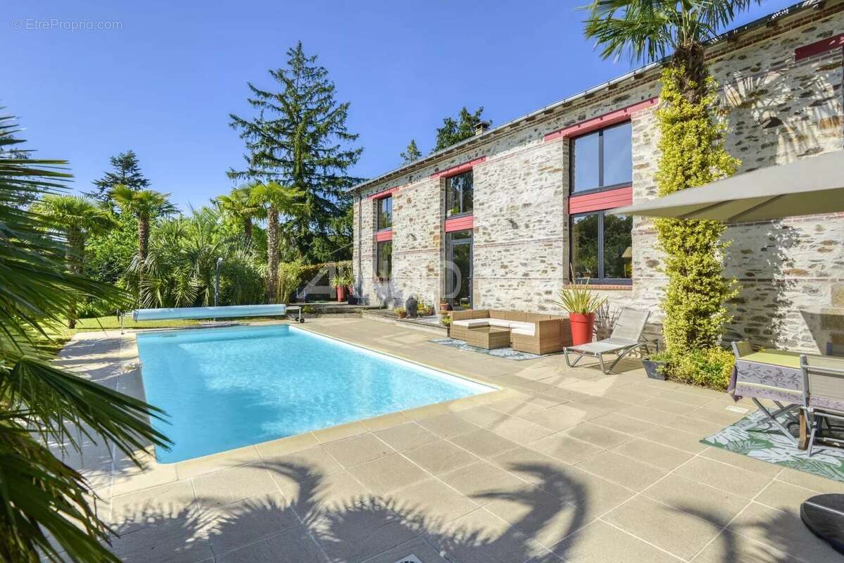 Maison à LE PELLERIN