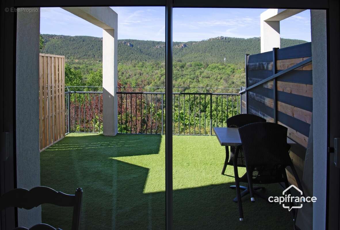 Maison d'hôtes de charme avec piscine à vendre à BAGNOLS EN FORET (83) - photo 14
