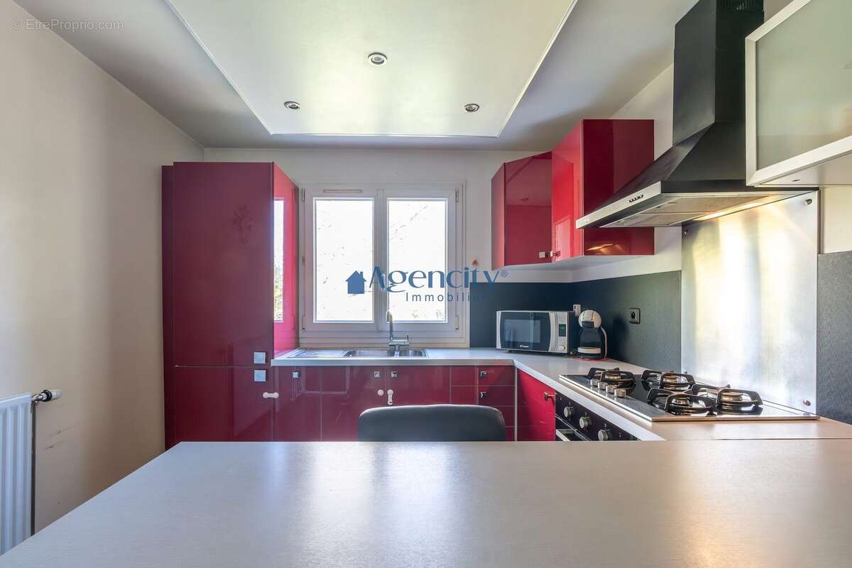 Appartement à TORCY