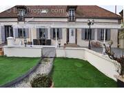 Maison à LE PAVILLON-SAINTE-JULIE