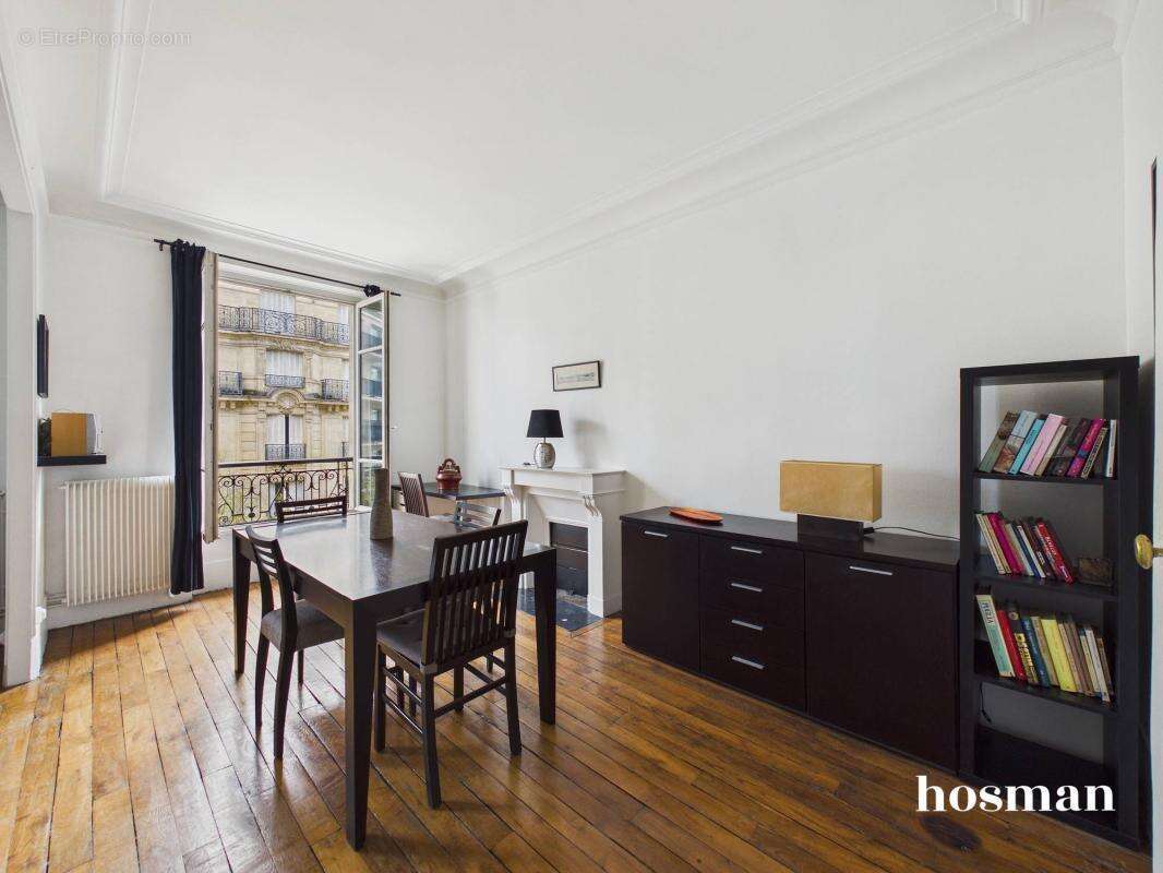 Appartement à PARIS-4E