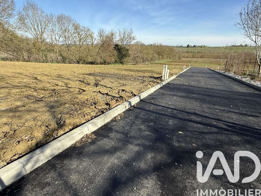 Photo 3 - Terrain à ENCAUSSE