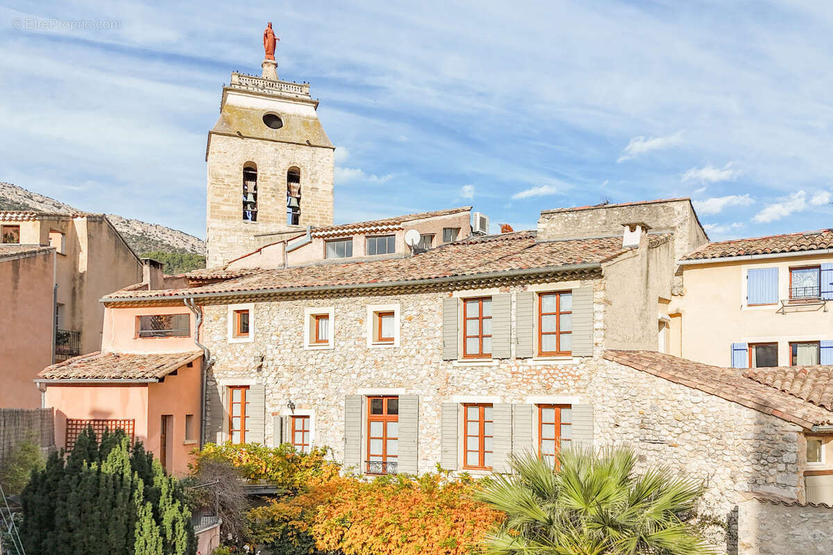 Maison à BUIS-LES-BARONNIES