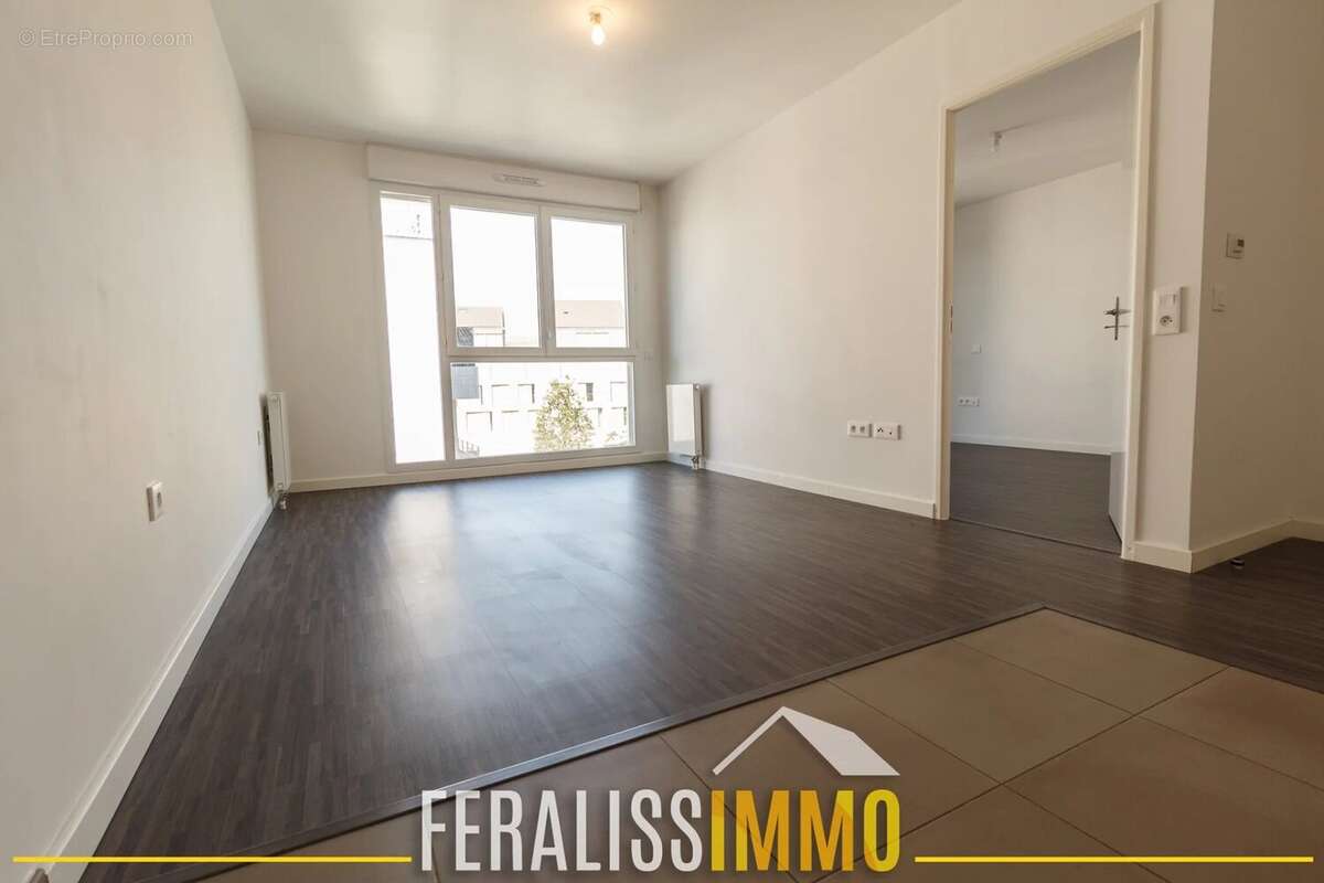 Appartement à JOUY-LE-MOUTIER