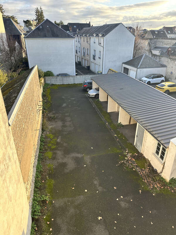 Parking à ORLEANS