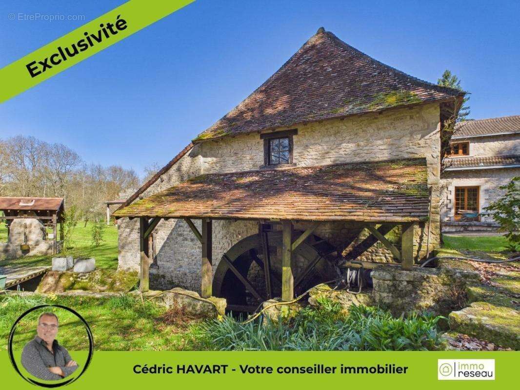 Maison à LIGNAC