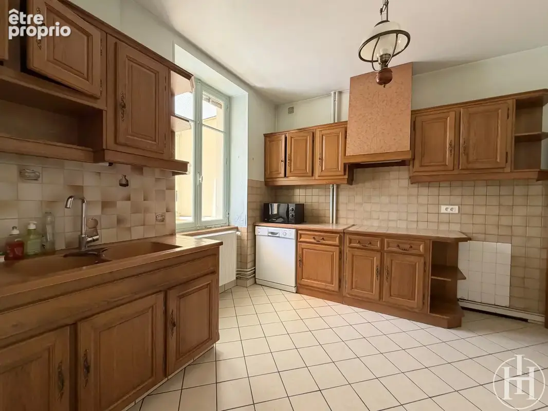 VILLABON   Maison en pierre avec dépendances et atelier. - photo 3