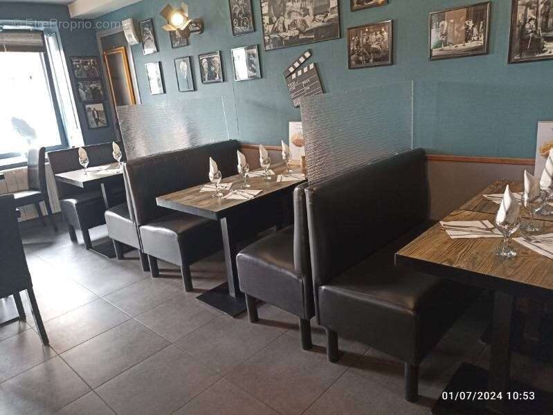 Commerce à PLELAN-LE-GRAND