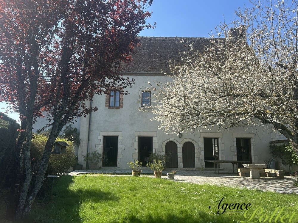 Maison à AUTRY-LE-CHATEL