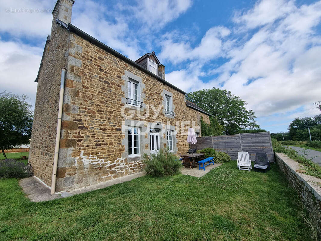 Maison à SAINS