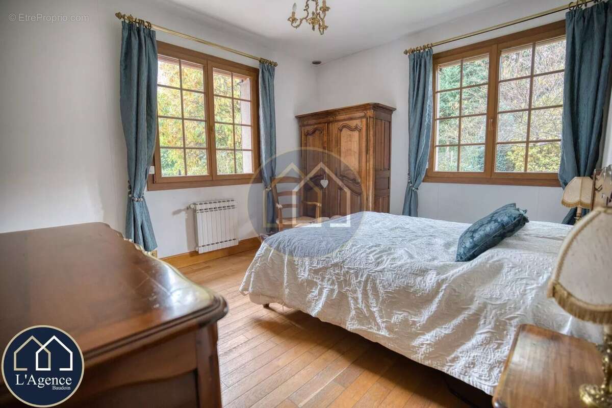 Maison à SAINT-PREST