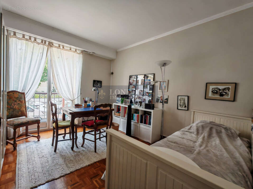 Appartement à VERSAILLES