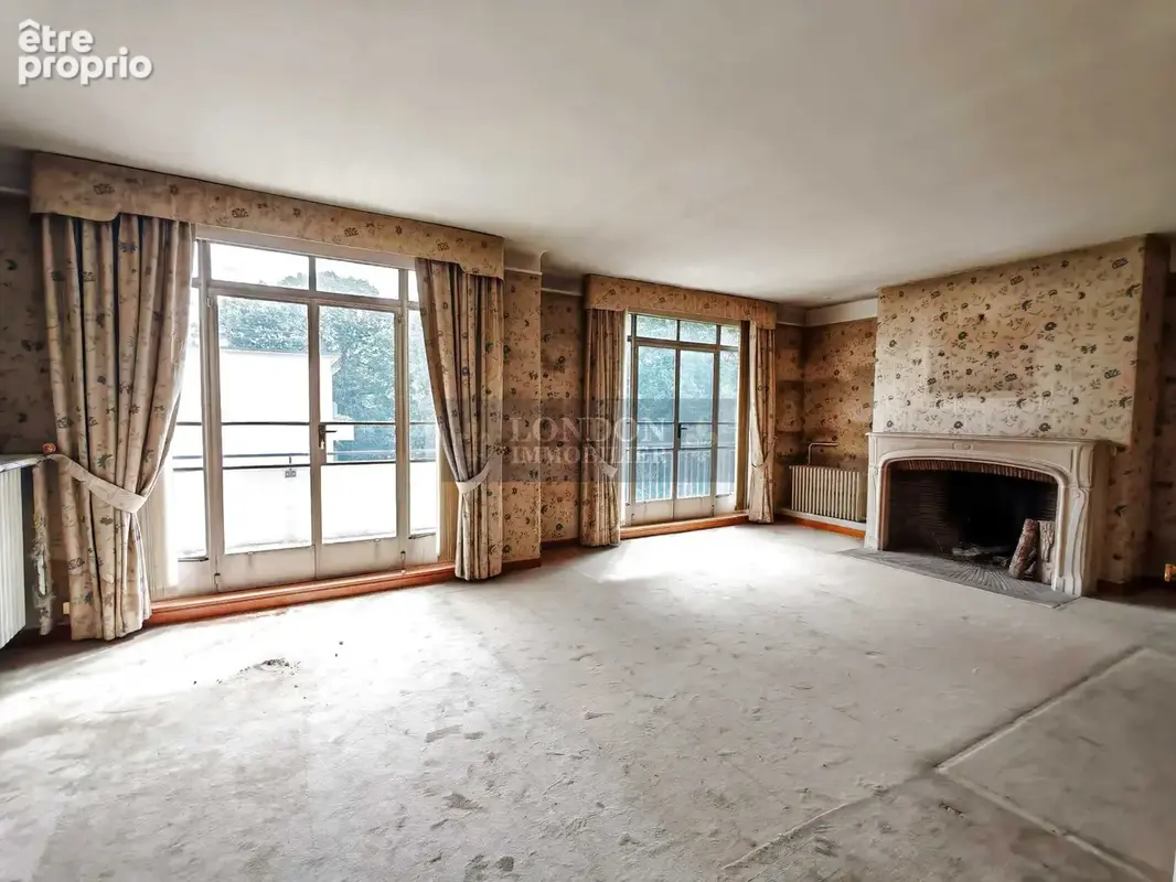 Appartement à VERSAILLES