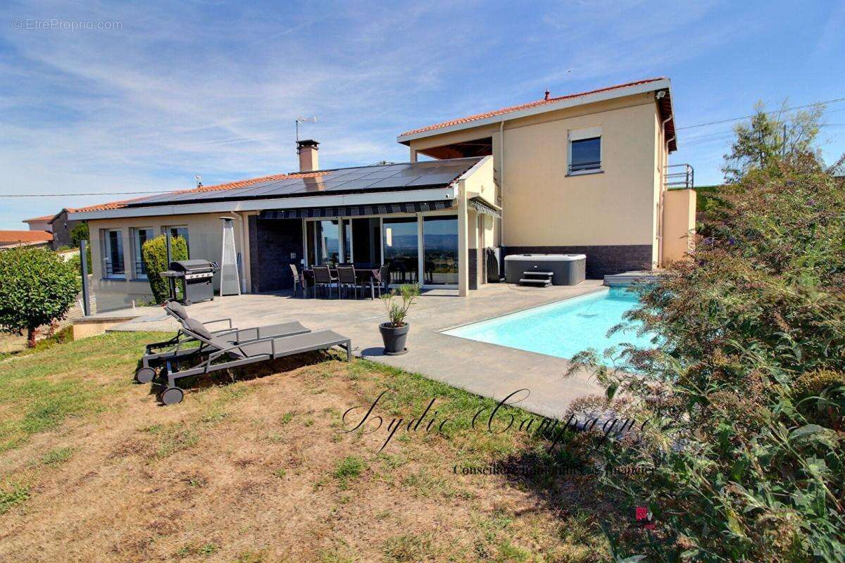 Maison à SAINT-GALMIER