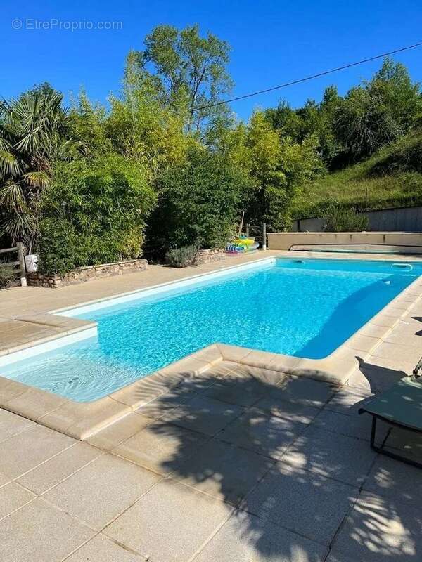 Maison à BEAULIEU-SUR-DORDOGNE