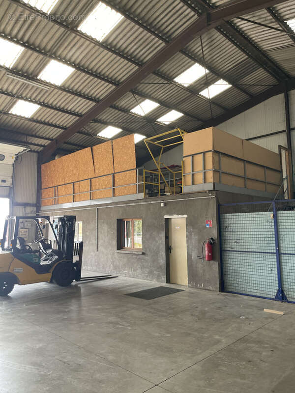 Commerce à FROTEY-LES-LURE