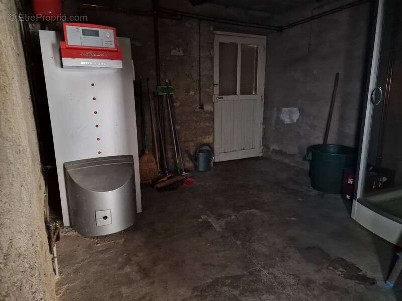 Maison à CONTREXEVILLE