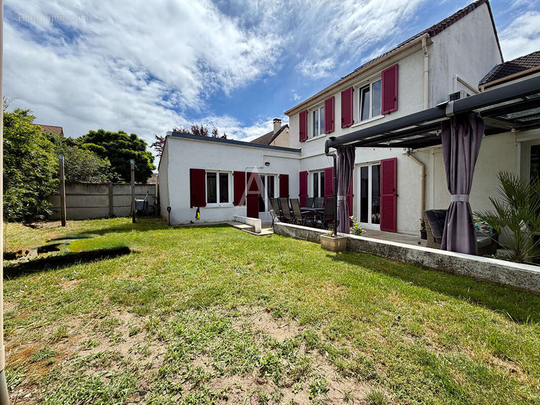 Maison à CONFLANS-SAINTE-HONORINE