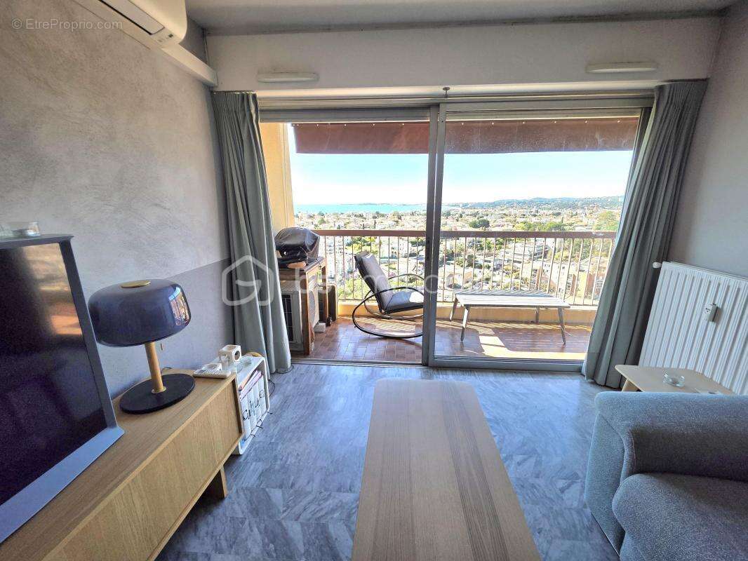 Appartement à CAGNES-SUR-MER