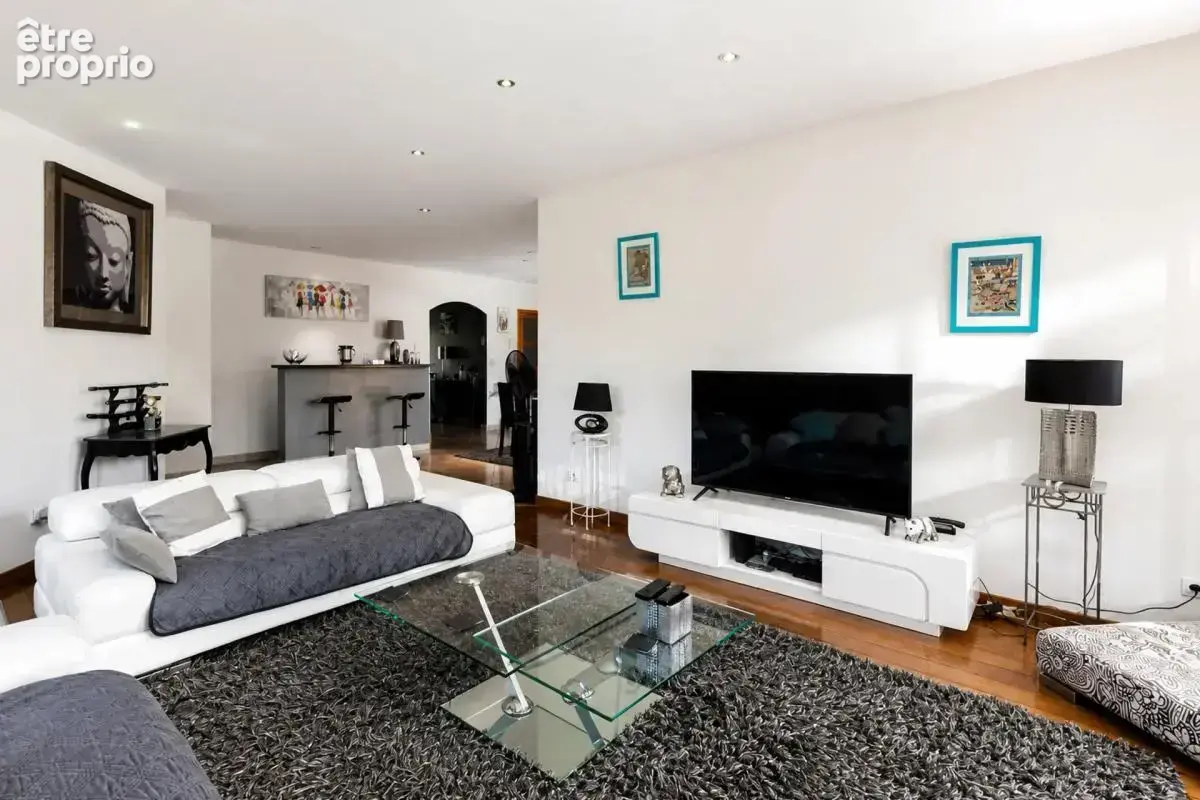 Maison de 7 pièces de 167 m² à Pornic avec piscine - photo 4