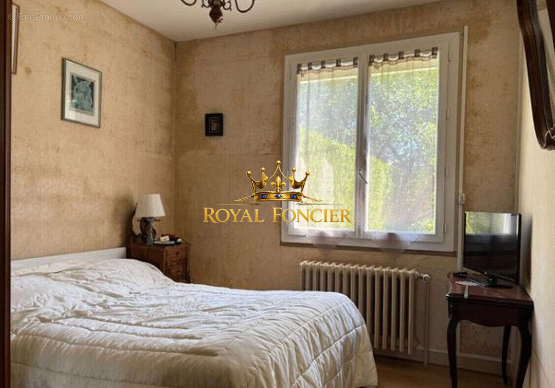 Maison 80 m² à Ligueil  - photo 8