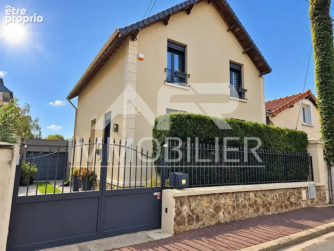 Maison rénovée à Chatou avec studio indépendant - photo 1