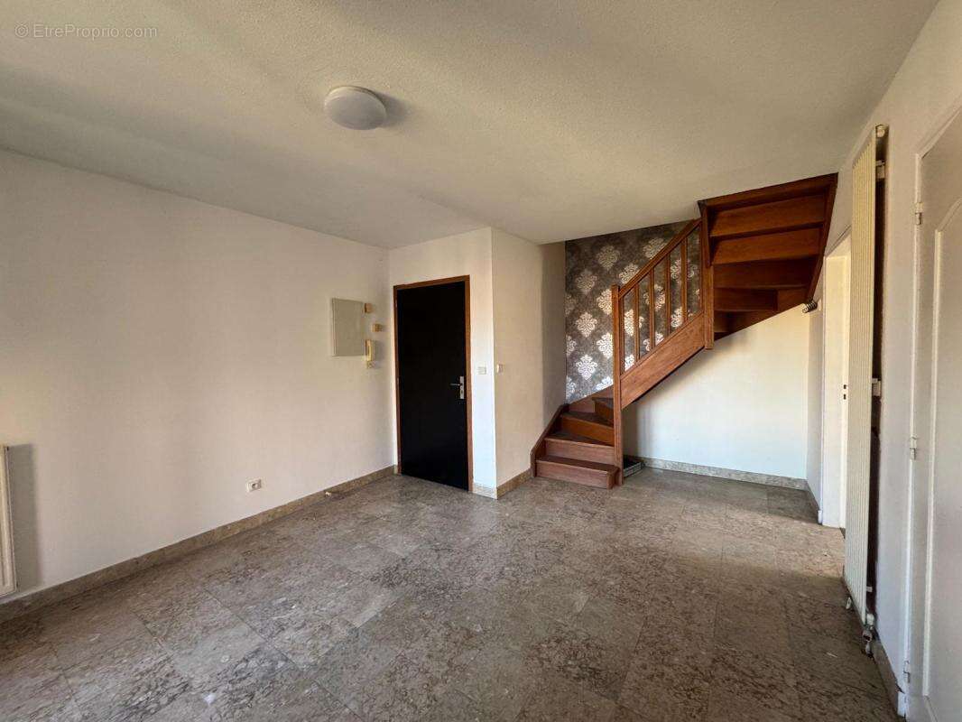 Appartement à RAMONVILLE-SAINT-AGNE