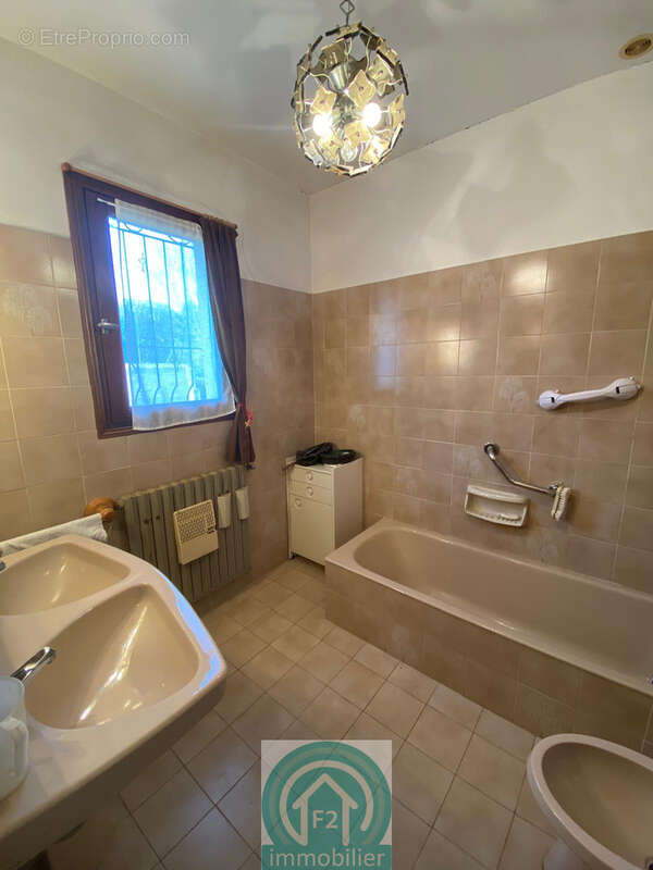Maison avec vue mer à vendre   Solaro, secteur résidentiel du Lustinchellu - photo 6