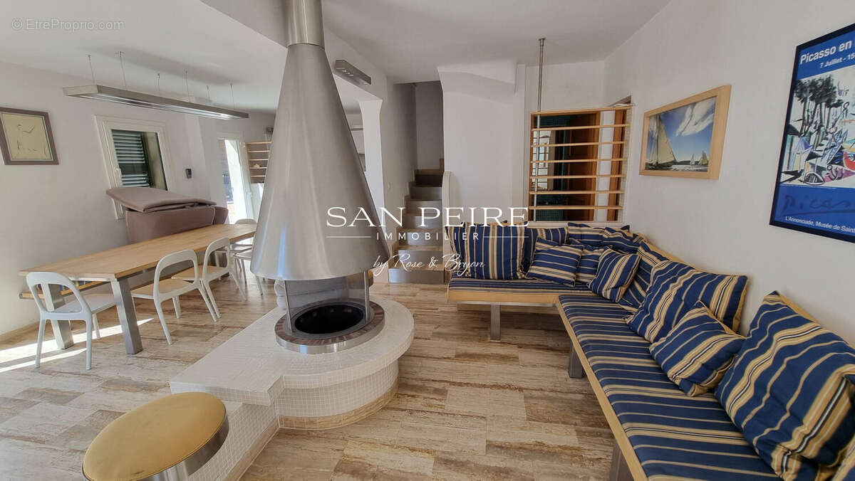 Maison à LES ISSAMBRES